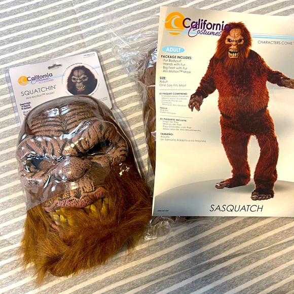 *Brand New* Halloween Adult Bigfoot Costume - Picture 1 of 4
